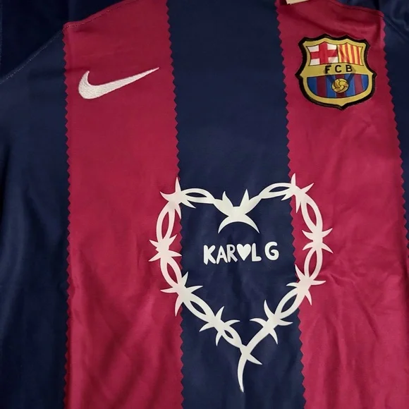 Nike Kids FC Barcelona Pink & Blue Home Jersey - Picture 4 of 5